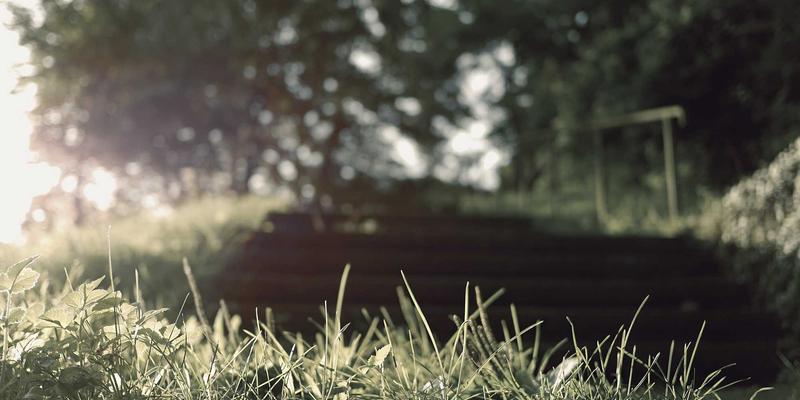 RKS Jewelry：当高级定制（Bespoke）美学重塑现代配饰（Accessories）潮流