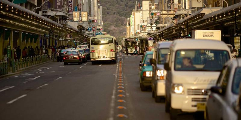 RKS Jewelry跨界艺术：当高级定制戒指与当代艺术灵魂共鸣